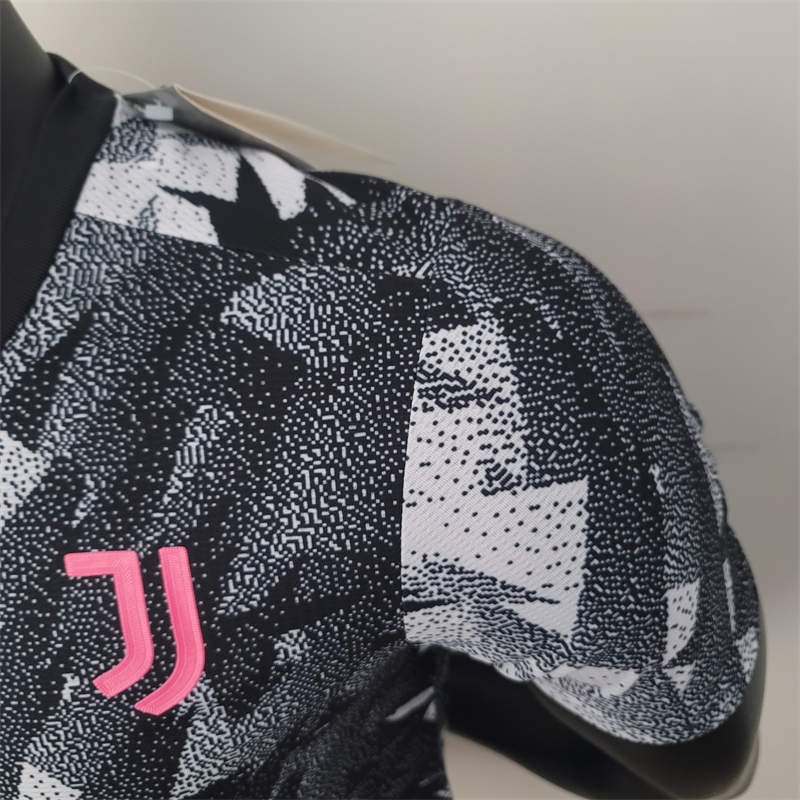 9 23-24 Juventus Training Jersey (Player Version) Football Shirt - Image 9