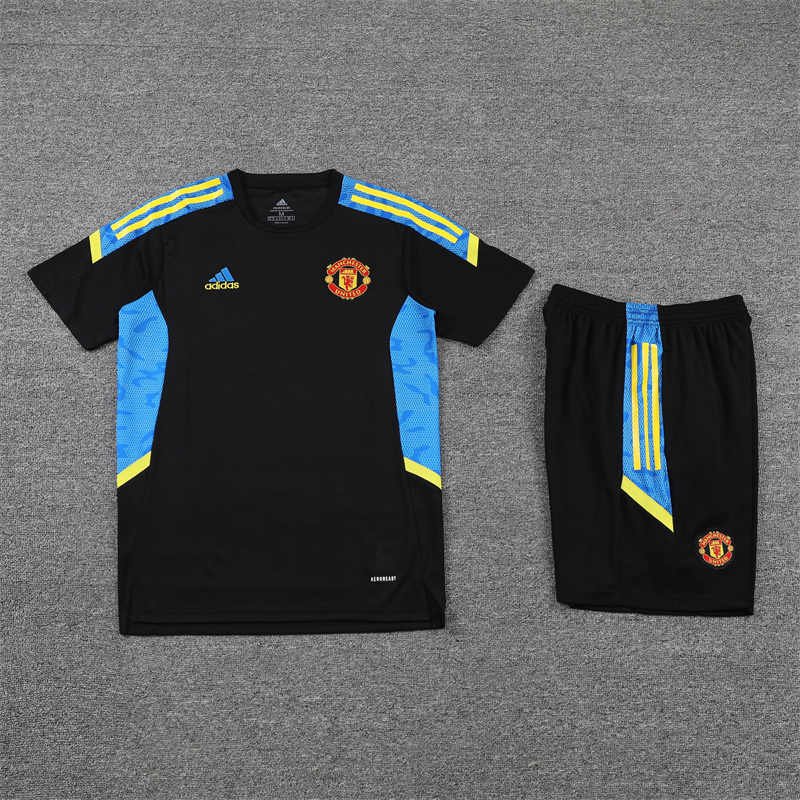 2333B889-DAB1-4EFA-A772-23D99C68F151 Manchester United Training Kit (Top+Shorts)-QS#MU05 - Image 3