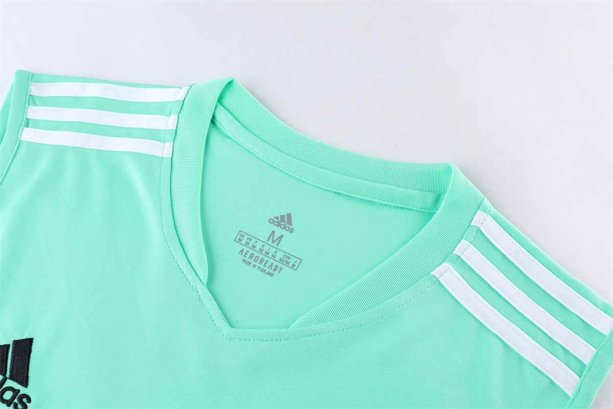 BEEDE586-29BE-47D1-A288-0238E953764E Arsenal Training Kit (Top+Shorts)-QS#AR01S - Image 4