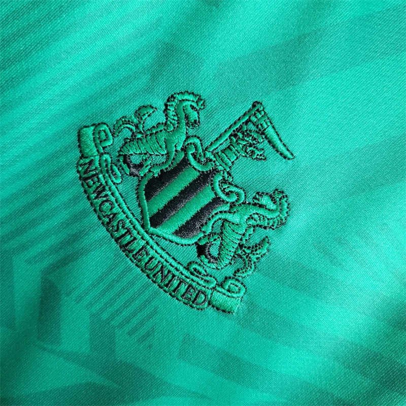 empty-placeholder.webp (2) 23-24 Newcastle United Away Jersey (Fans Version) Football Shirt - Image 4