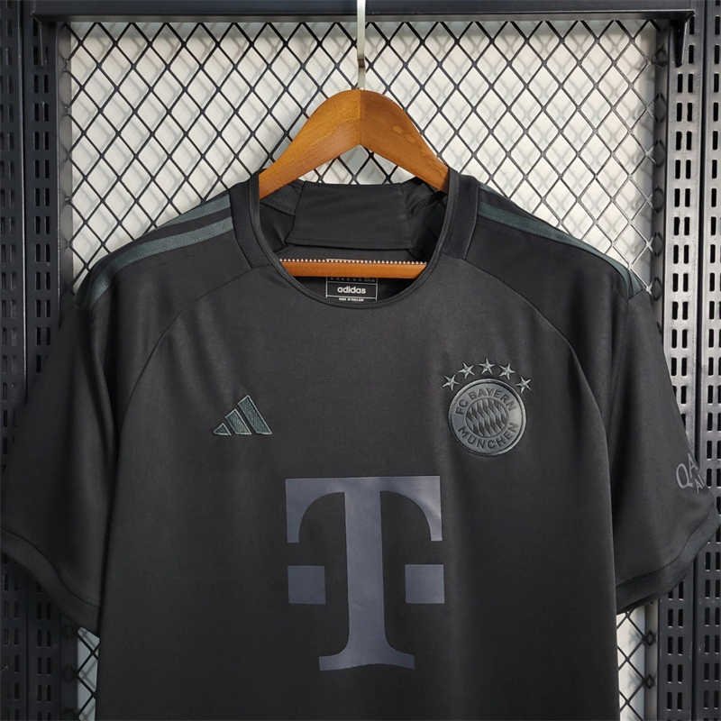 empty-placeholder.webp (3) 23-24 Bayern Munich Black Jersey (Fans Version) Football Shirt - Image 4