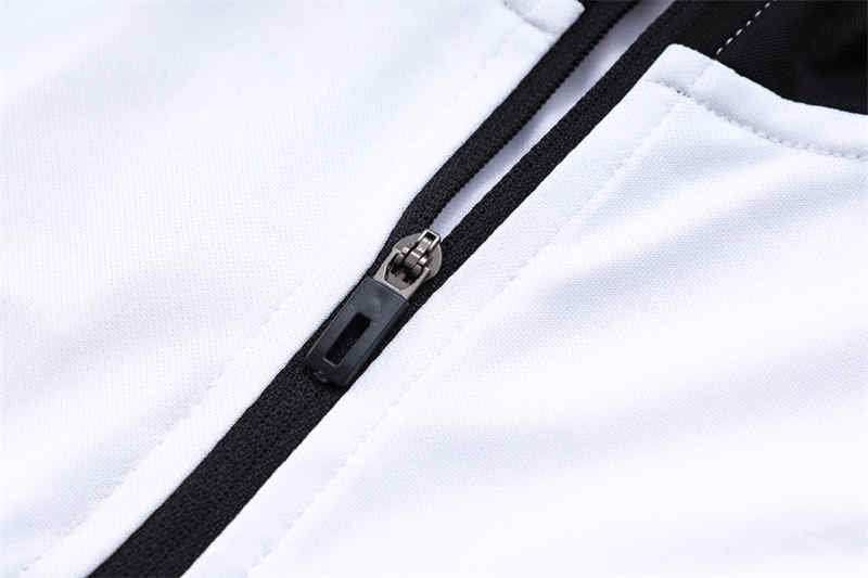 IMG_3715 Manchester United Training Kit (Tops+Pants)-DS#B718 - Image 5