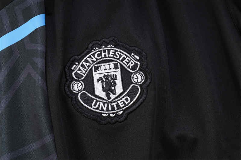 IMG_3735 Manchester United Training Kit (Tops+Pants)-DS#B718 - Image 9