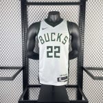 Milwaukee Bucks Giannis Antetokounmpo #34 White 2022/23 Swingman Jersey - Association Edition - Image 8