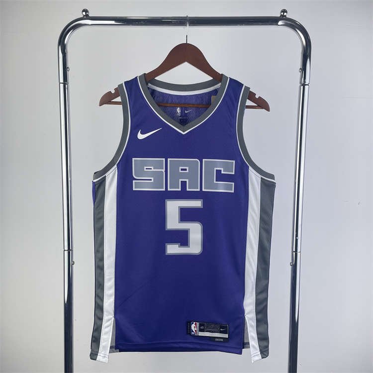 36654309 Sacramento Kings De'Aaron Fox #5 Purple 2022/23 Swingman Jersey - Icon Edition - Image 2