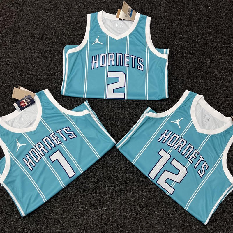 b514f6a7 Charlotte Hornets LaMelo Ball #1 Green 22/23 Swingman Jersey - Icon Edition - Image 5