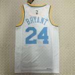 Los Angeles Lakers Anthony Davis #3 White 2022/23 Swingman Jersey - Classic Edition - Image 8