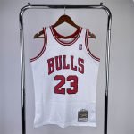 Chicago Bulls Michael Jordan #23 Mitchell & Ness White 1997-98 Hardwood Classics Jersey - Image 6