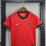 24-25 Kids Portugal Home Kit Jersey Football Size 16-28 - Image 3