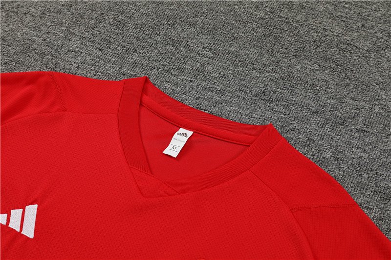 10 Manchester United Training Kit (Top+Shorts)-ASD#MU017 - Image 10