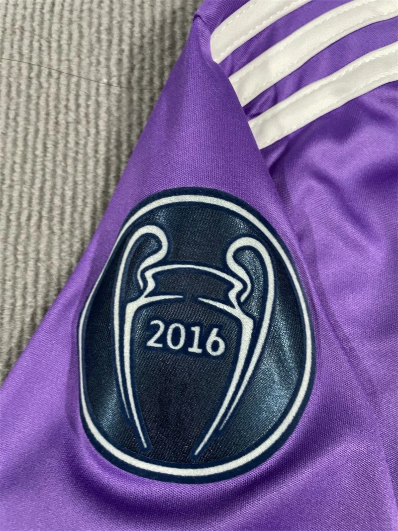 3 Ronaldo#7 Real Madrid Away Kit Retro Jersey 16-17 Football Shirt YH - Image 3