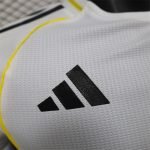 25-26 Real Madrid Kit Jersey (Player Version) Football Shirt RM30 - Image 4