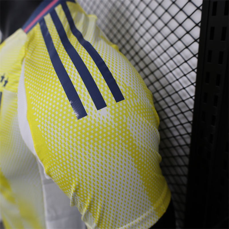 5 24-25 Juventus Away Jersey (Player Version) Football Shirt - Image 7