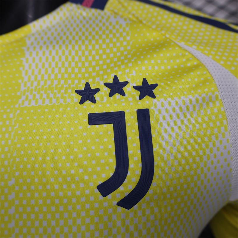 7 24-25 Juventus Away Jersey (Player Version) Football Shirt - Image 9