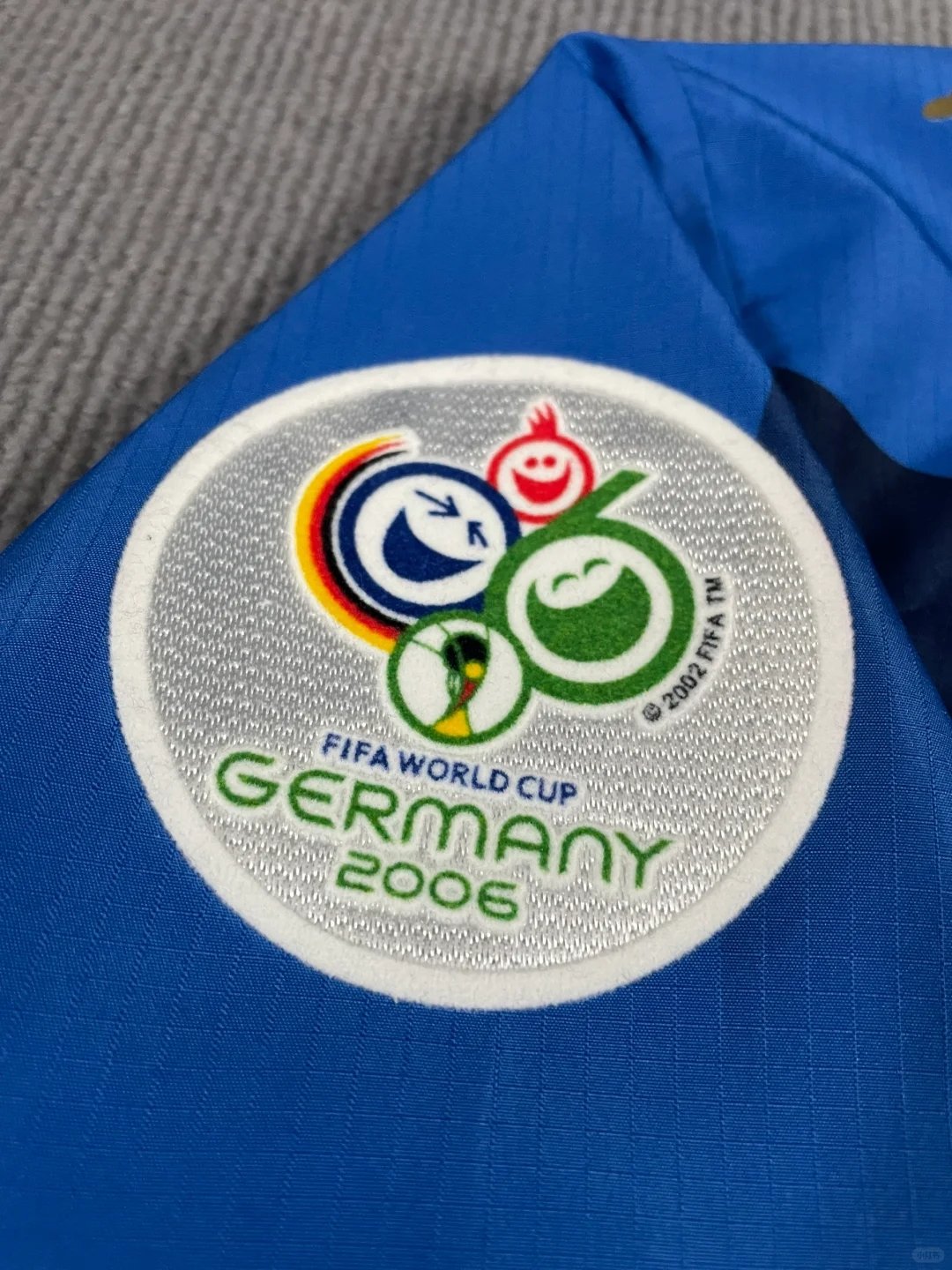 wsxc1743960947334_3 Totti 2006 Italy Home Jersey Football Shirt - Image 4