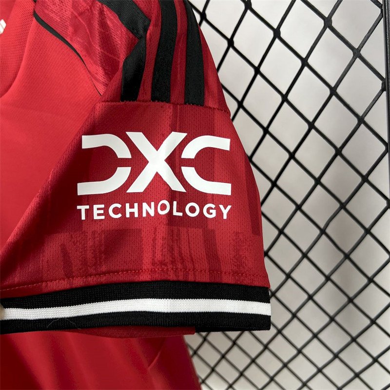 IMG_6768 25-26 Kids Manchester United Home Kit Jersey Football Size 16-28 - Image 4