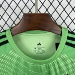 25-26 Bayern Munich Goalkeeper Kit [Fans Version] Jersey Football Shirt - Image 2