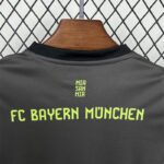 25-26 Kids Bayern Munich Goalkeeper Jersey Kit Football Size 16-28 - Image 10
